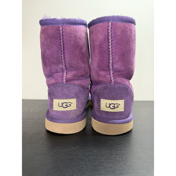 UGG Other - Youth UGG Classic Short II Boots Size 4 Purple Suede 5251